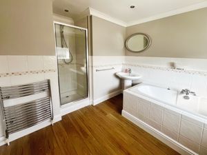 Family Bathroom- click for photo gallery